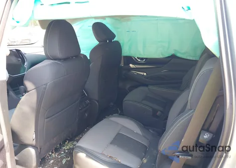 2024 Subaru Ascent Onyx Edition 7-Passenger z USA, uszkodzony, nr VIN 4S4WMAHD4R3454870